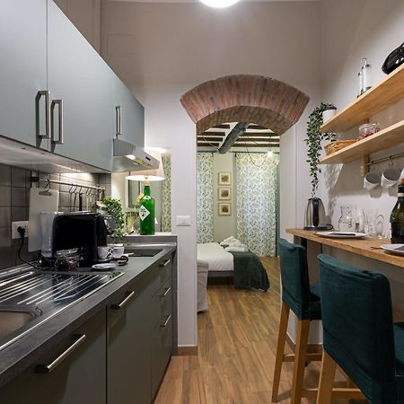 Rome As You Feel - Piazza Dei Satiri Apartments ภายนอก รูปภาพ