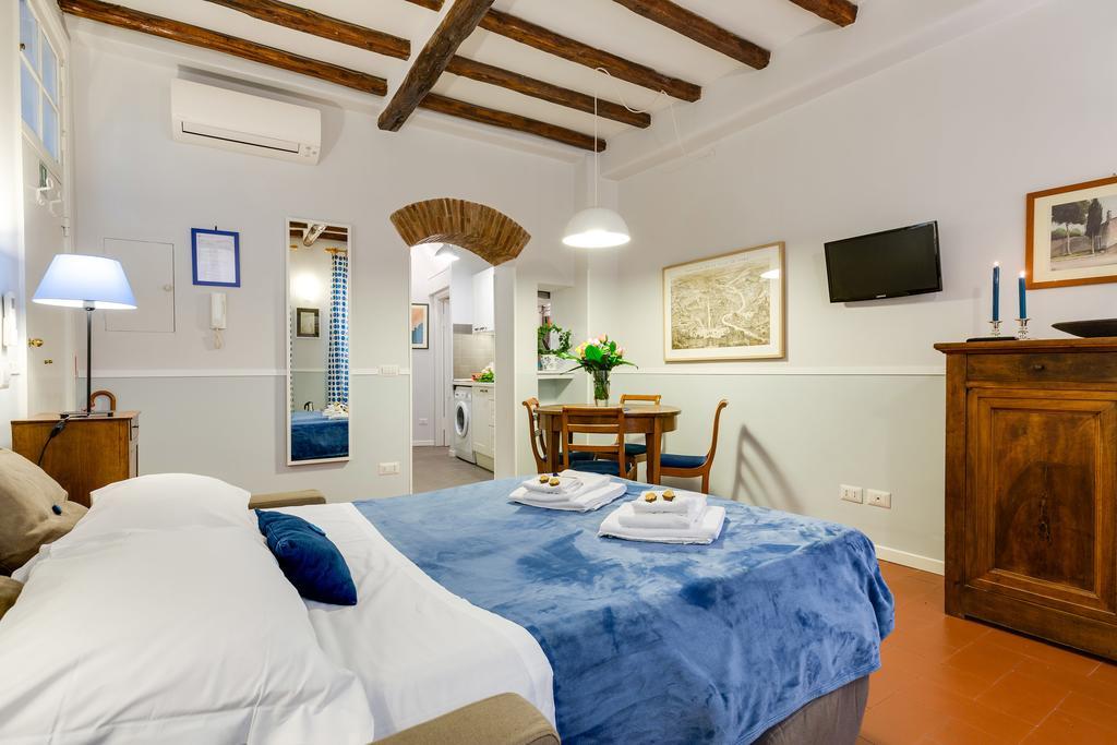 Rome As You Feel - Piazza Dei Satiri Apartments ภายนอก รูปภาพ