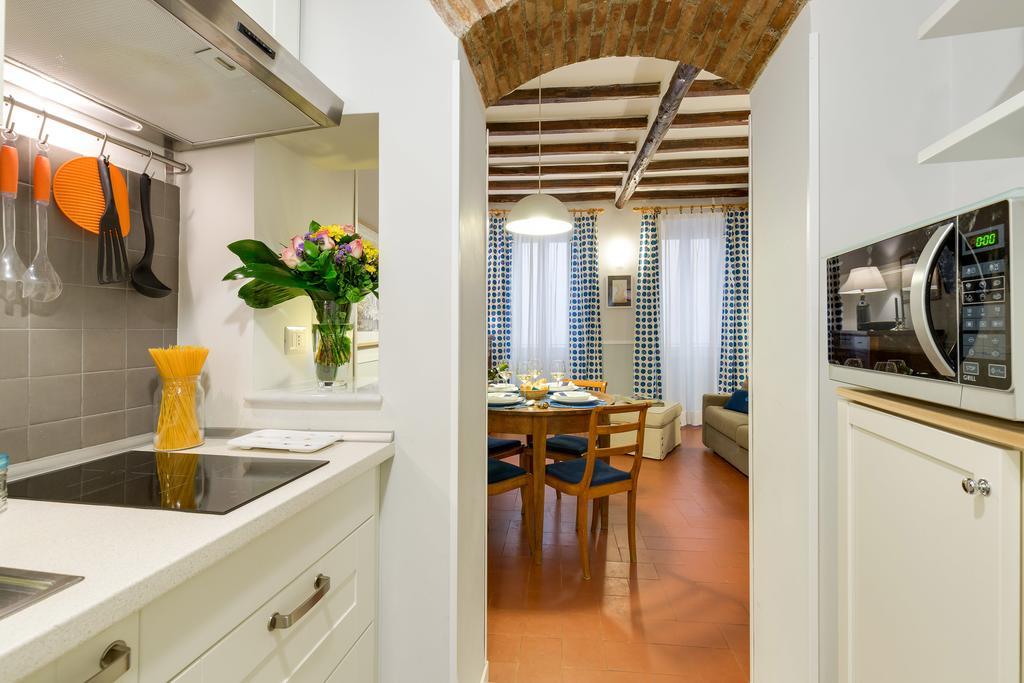 Rome As You Feel - Piazza Dei Satiri Apartments ภายนอก รูปภาพ