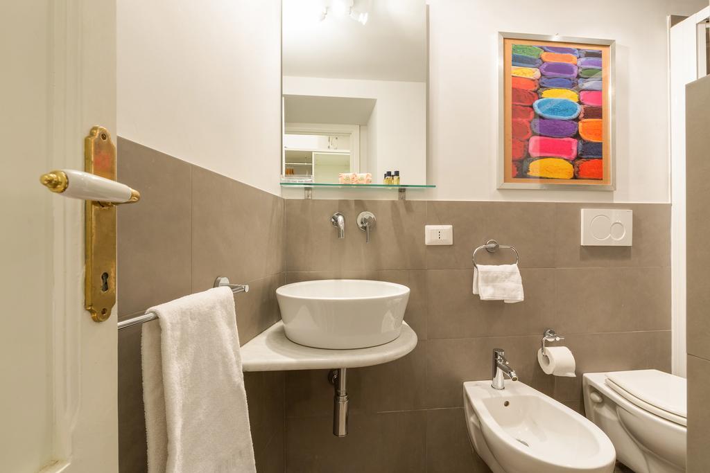 Rome As You Feel - Piazza Dei Satiri Apartments ภายนอก รูปภาพ